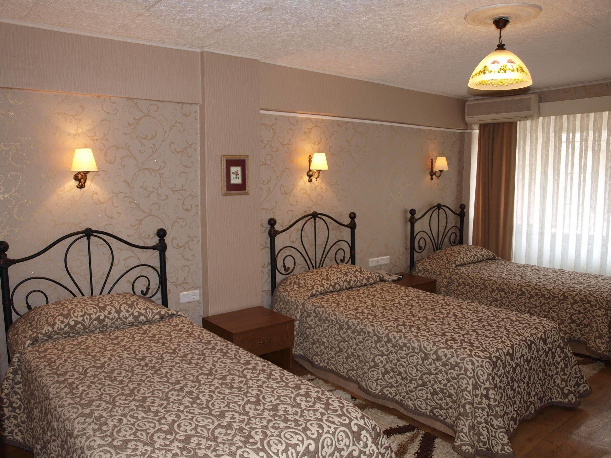 Hotel Nezih Isztambul Kültér fotó